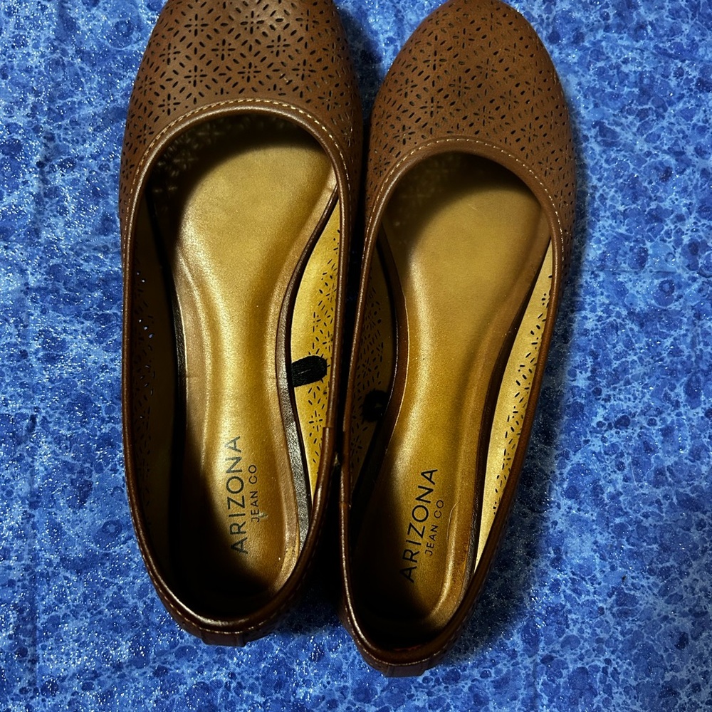 Arizona Jean Company Brown Perforated Slip-On Flats